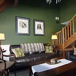 Charming Apartment Escarrilla